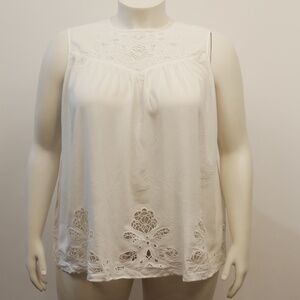 Torrid Plus Size 2X White Tank Top w/ Embroidery at Front Neckline and Hem NWOT